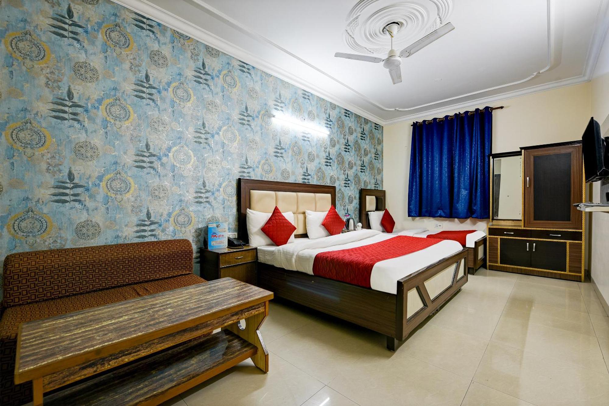 Hotel Sky Wood At Airport Νέο Δελχί Εξωτερικό φωτογραφία